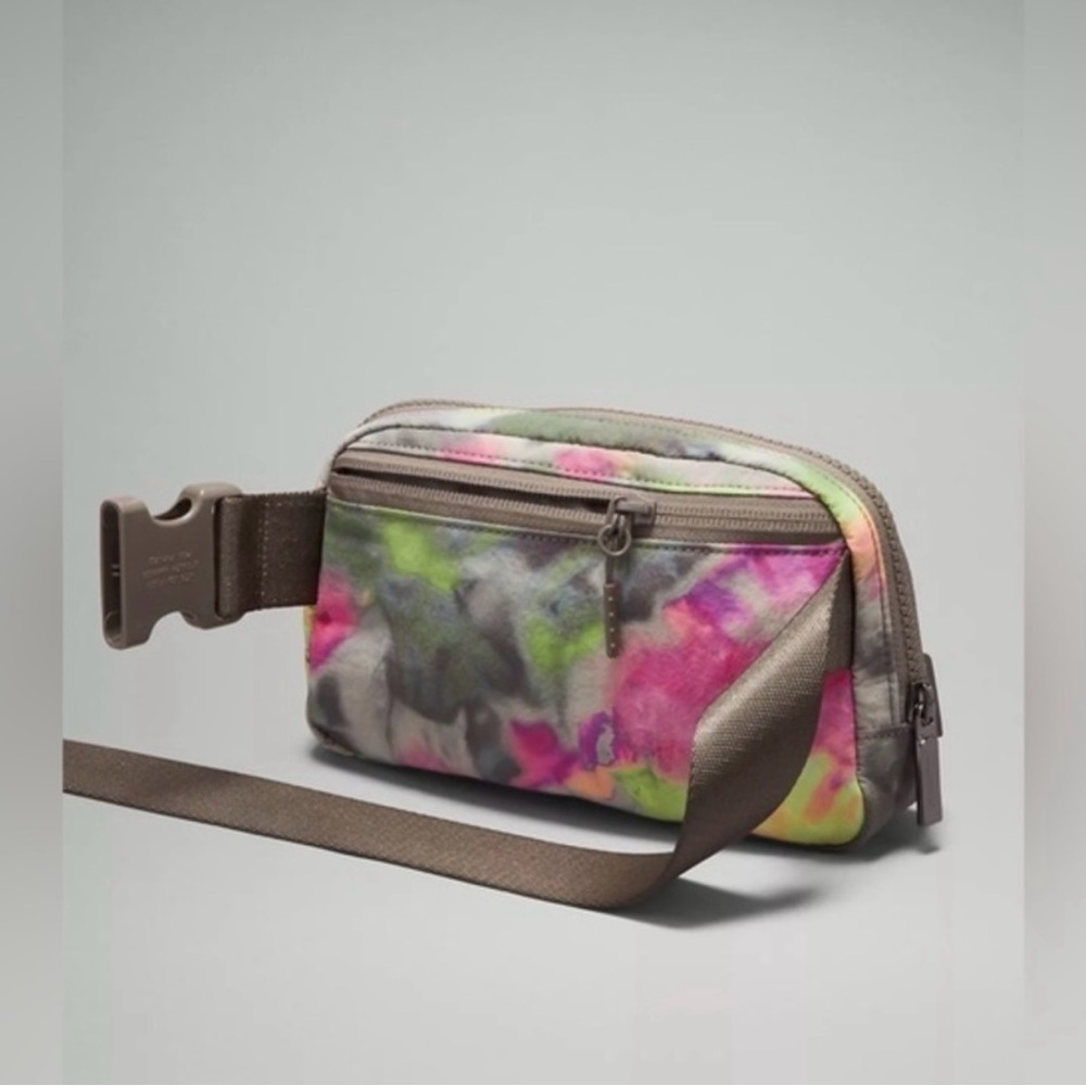 lululemon athletica Multicolor Belt Bag
